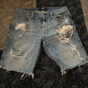 Hollister denim shorts size 30